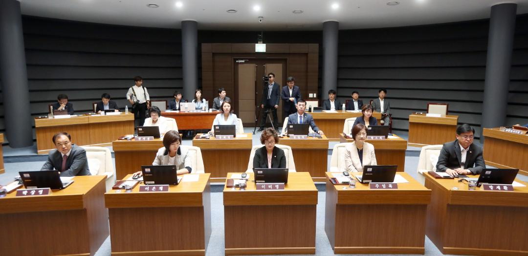 '제261회 광주시의회 임시회 제1차 본회의' 게시글의 사진(2)