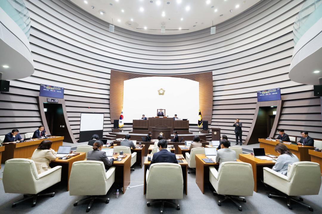 '제315회 광주시의회 임시회 제1차 본회의' 게시글의 사진(9)