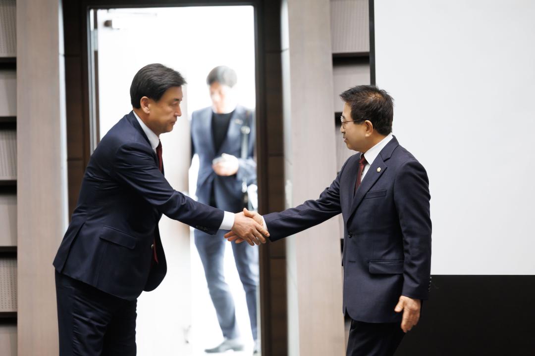 '제315회 광주시의회 임시회 제1차 본회의' 게시글의 사진(8)