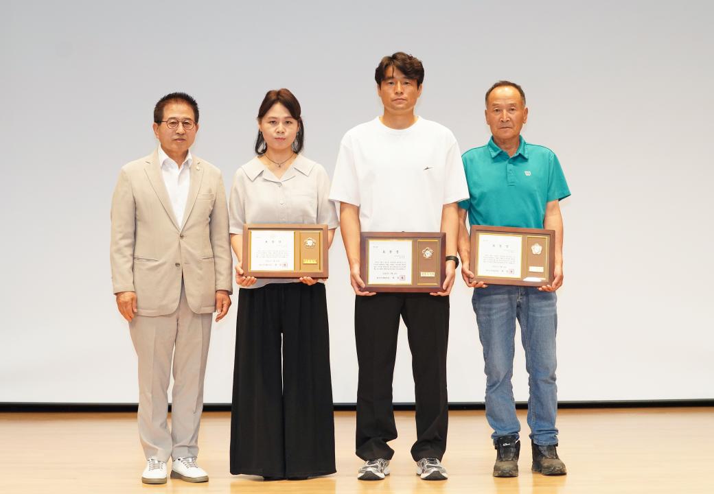 '제4,5대 공무직위원장 이취임식' 게시글의 사진(6)