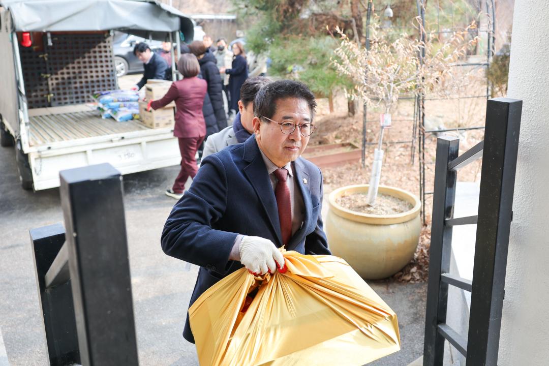 '광주시의회 설명절 전통시장 장보기 및 복지시설 위문' 게시글의 사진(15)